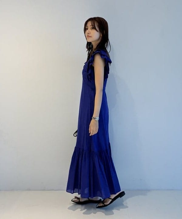 茂野 真楓さんの「BEAMS WOMEN｜【別注】MARIHA / 夏の夢のワンピース ソリッド」を使ったコーディネート