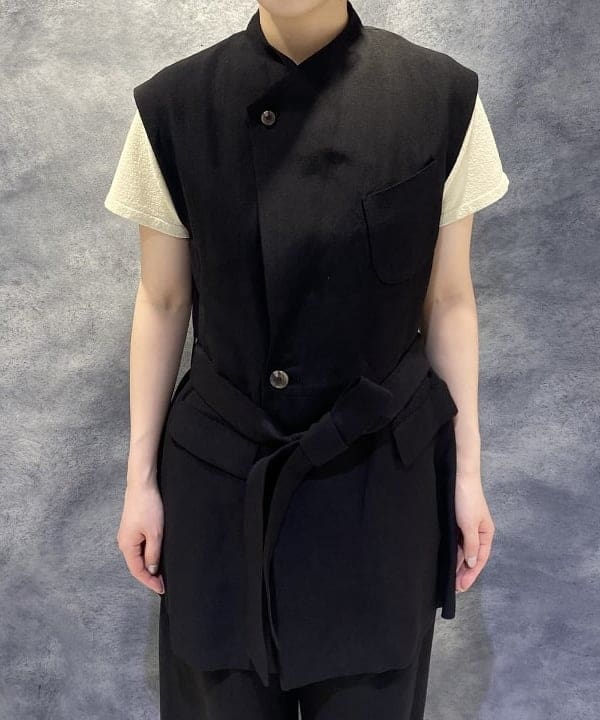 菜月さんの「BEAMS WOMEN｜ブークレ クルーネック Tシャツ」を使ったコーディネート