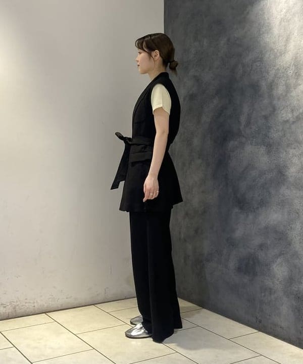 菜月さんの「BEAMS WOMEN｜ブークレ クルーネック Tシャツ」を使ったコーディネート