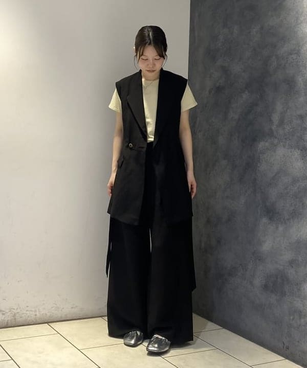 菜月さんの「BEAMS WOMEN｜ブークレ クルーネック Tシャツ」を使ったコーディネート