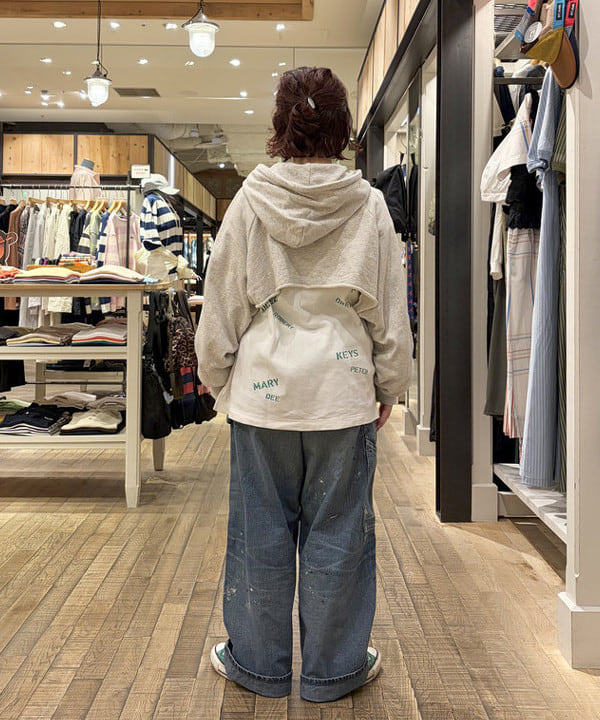 原口 愛さんの「BEAMS WOMEN｜【別注】Lee &times; maturely / リメイク ユーズド パンツ」を使ったコーディネート