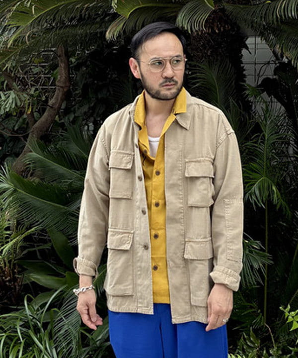 Takahashi Yujiさんの「BEAMS WOMEN｜【別注】REMI RELIEF / Military Shirt Jacket Cotton」を使ったコーディネート