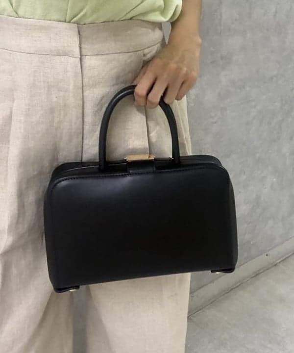 茂野 真楓さんの「BEAMS WOMEN｜ダブルブレスト ジャケット」を使ったコーディネート