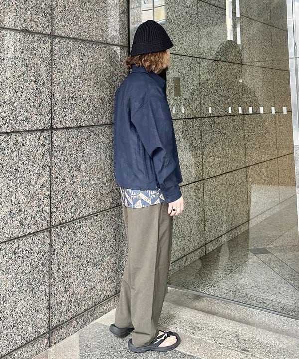 吉田 洸輝さんの「BEAMS WOMEN｜ショートレングス シアー コーチシャツ【ワイドショートフィット】」を使ったコーディネート