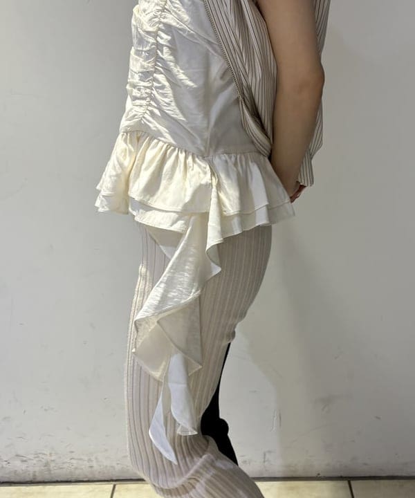 ササキさんの「BEAMS WOMEN｜裾 フレアー キャミソール」を使ったコーディネート