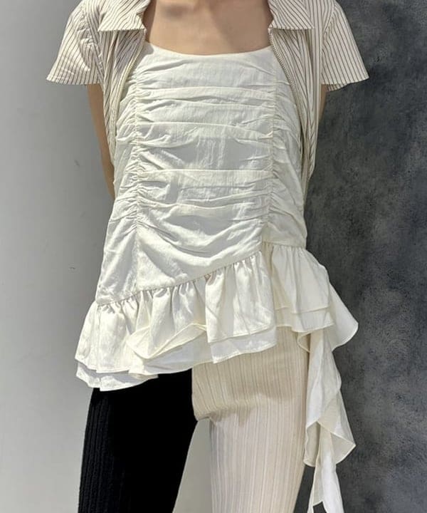 ササキさんの「BEAMS WOMEN｜裾 フレアー キャミソール」を使ったコーディネート