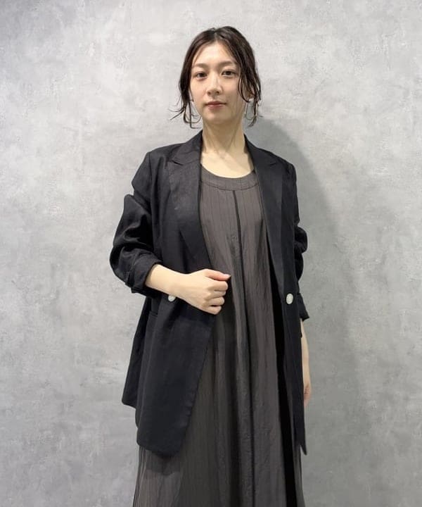 坂本 涼花さんの「BEAMS WOMEN｜ダブルブレスト リネン ジャケット」を使ったコーディネート