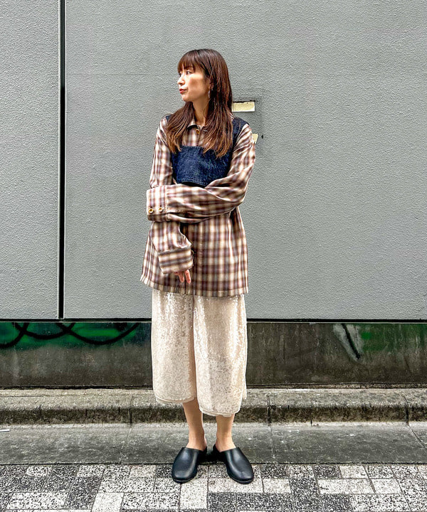 marieさんの「BEAMS WOMEN｜maturely / スパンコール ハーフ パンツ」を使ったコーディネート