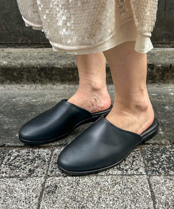 marieさんの「BEAMS WOMEN｜maturely / スパンコール ハーフ パンツ」を使ったコーディネート