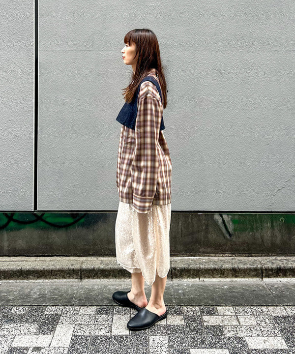 marieさんの「BEAMS WOMEN｜maturely / スパンコール ハーフ パンツ」を使ったコーディネート