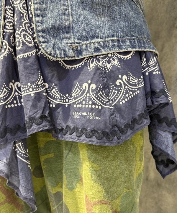 yokoyama shionさんの「BEAMS WOMEN｜バンダナ プリント スカート」を使ったコーディネート