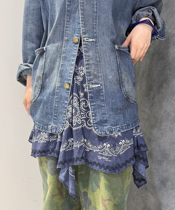 yokoyama shionさんの「BEAMS WOMEN｜バンダナ プリント スカート」を使ったコーディネート