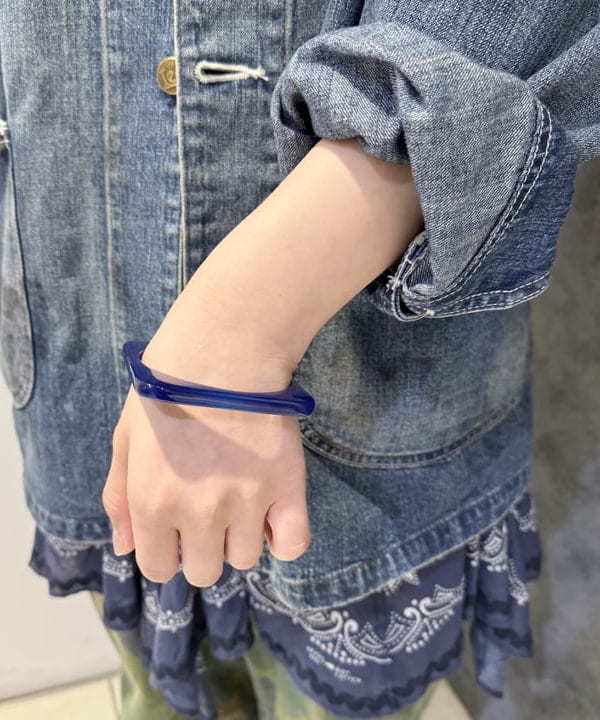 yokoyama shionさんの「BEAMS WOMEN｜バンダナ プリント スカート」を使ったコーディネート