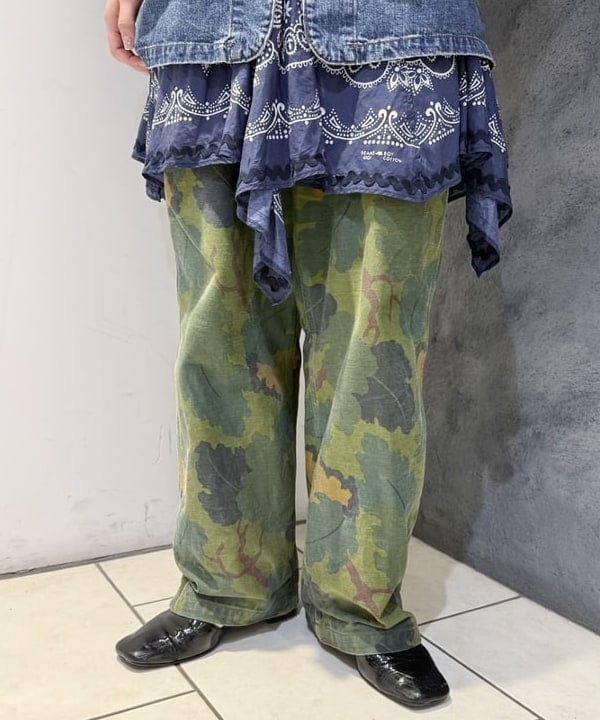 yokoyama shionさんの「BEAMS WOMEN｜バンダナ プリント スカート」を使ったコーディネート