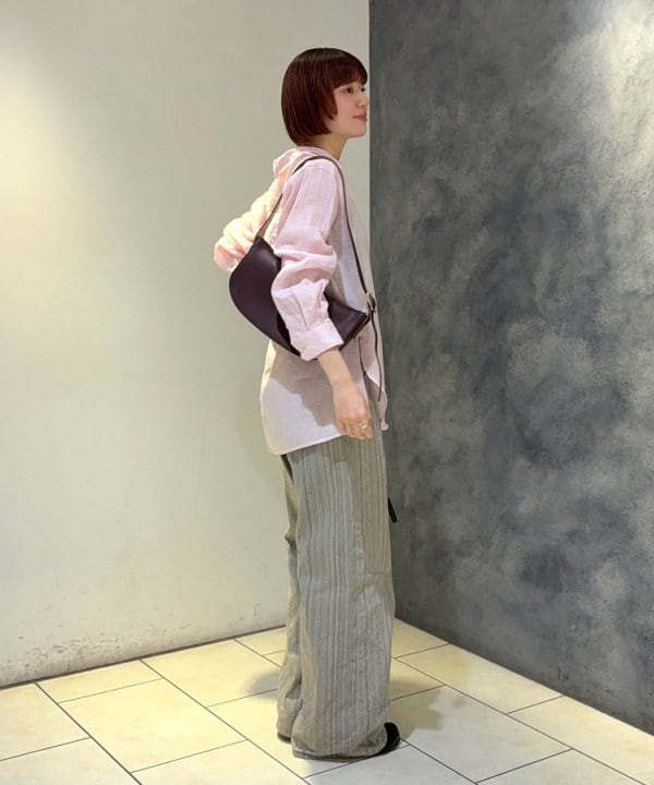 Hazukiさんの「BEAMS WOMEN｜リネン スキッパー シャツ」を使ったコーディネート