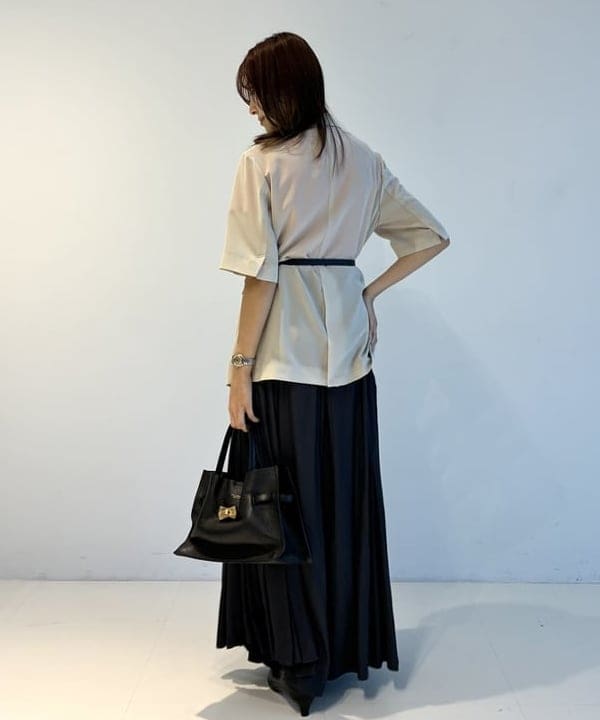 茂野 真楓さんの「BEAMS WOMEN｜ブークレ クルーネック Tシャツ」を使ったコーディネート