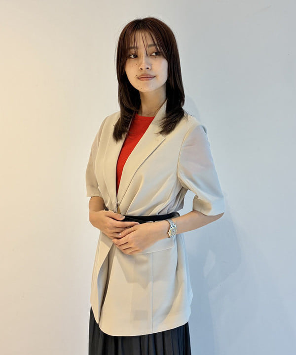 茂野 真楓さんの「BEAMS WOMEN｜ブークレ クルーネック Tシャツ」を使ったコーディネート