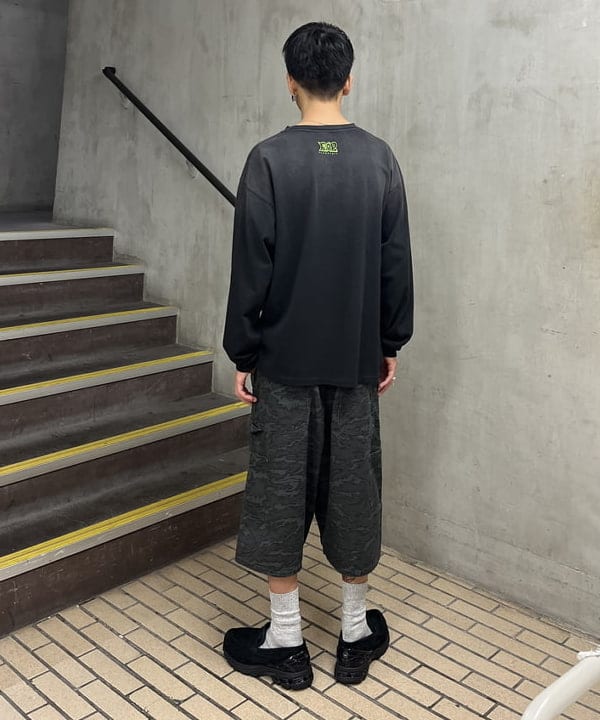 BANさんの「BEAMS WOMEN｜プリント ダブルニーショーツ【ワイドストレートフィット】」を使ったコーディネート