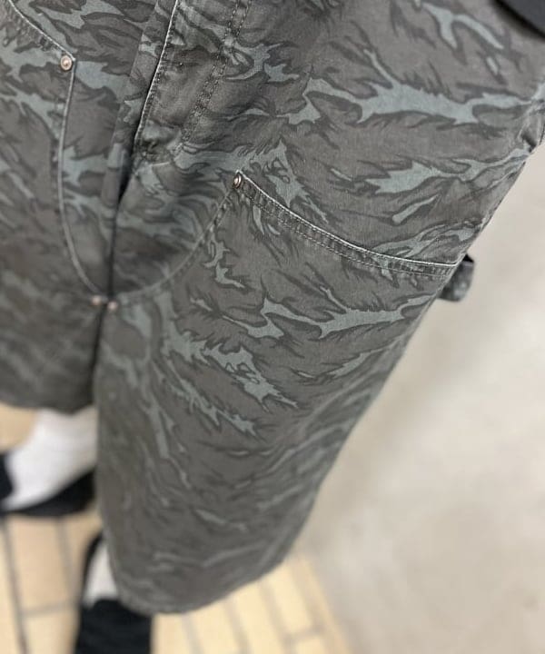 BANさんの「BEAMS WOMEN｜プリント ダブルニーショーツ【ワイドストレートフィット】」を使ったコーディネート