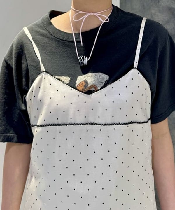 reinaさんの「BEAMS WOMEN｜サテン ドット キャミワンピース」を使ったコーディネート