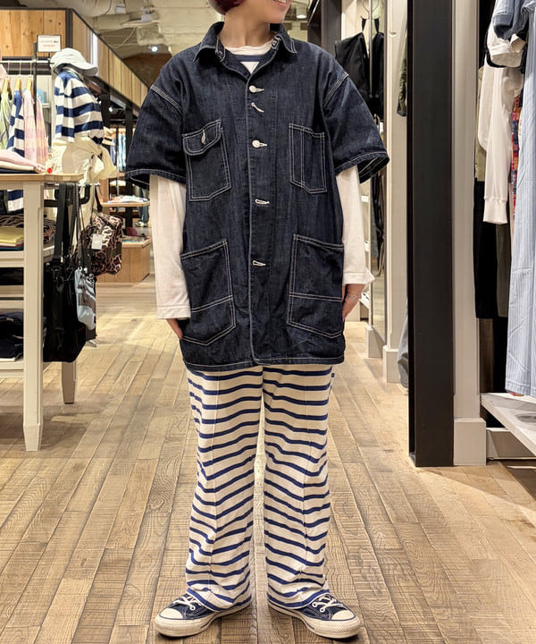 原口 愛さんの「BEAMS WOMEN｜デニム カバーオール ショートスリーブ」を使ったコーディネート