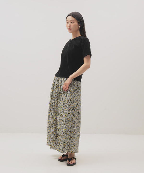 隈元 楓さんの「BEAMS WOMEN｜MAISON CORNICHON / クラシック ショートスリーブ Tシャツ」を使ったコーディネート