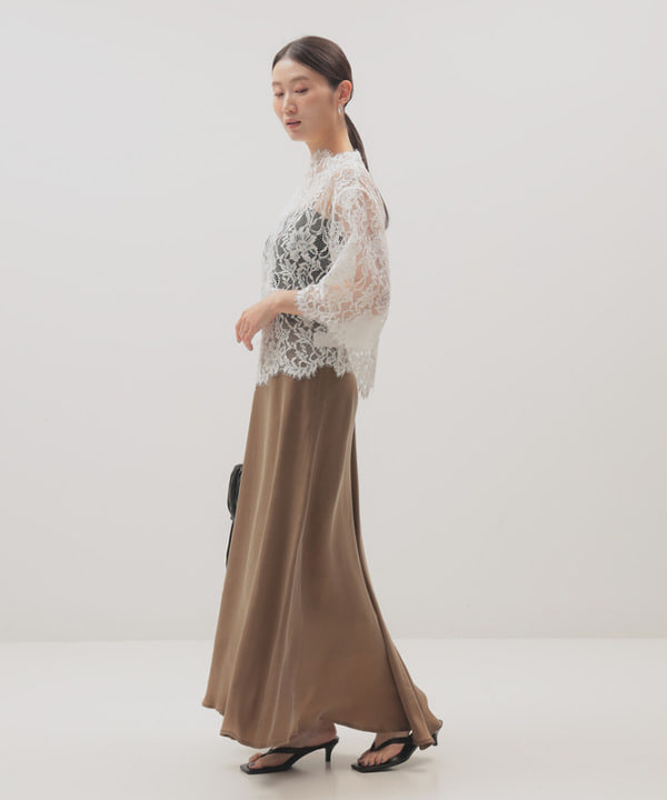 隈元 楓さんの「BEAMS WOMEN｜リバーレース ブラウス」を使ったコーディネート