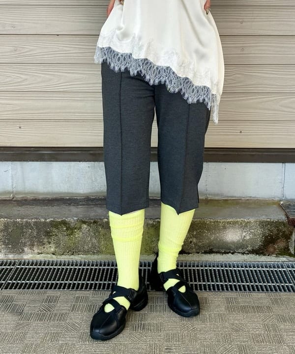 カタヤマ アヤさんの「BEAMS WOMEN｜リンクル ドルマン 2ボタン ダブル ジャケット」を使ったコーディネート