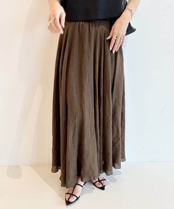 AONO SHIKAMAさんの「BEAMS WOMEN｜AK+1 / クロップド ブラウス」を使ったコーディネート