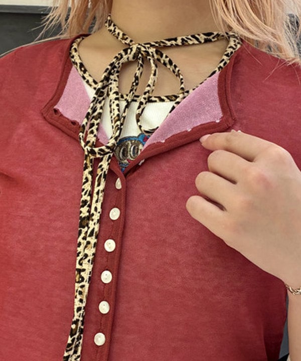 はっとりさんの「BEAMS WOMEN｜シアー コンパクト ハーフ スリーブ カーディガン」を使ったコーディネート