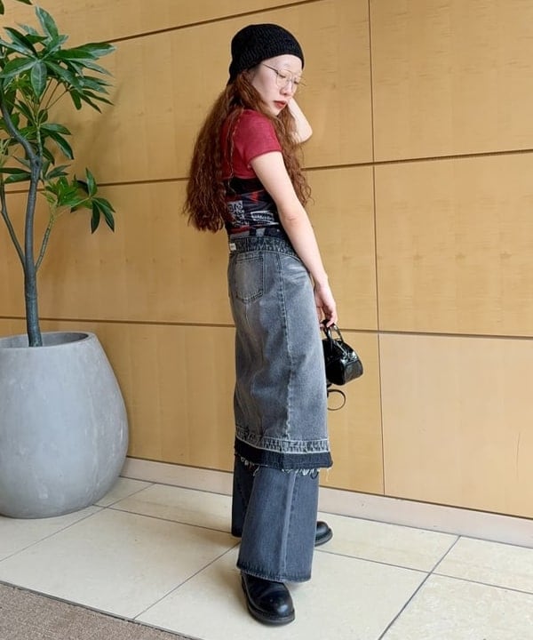 ハルキ　モモナさんの「BEAMS WOMEN｜デニム フレア パンツ」を使ったコーディネート