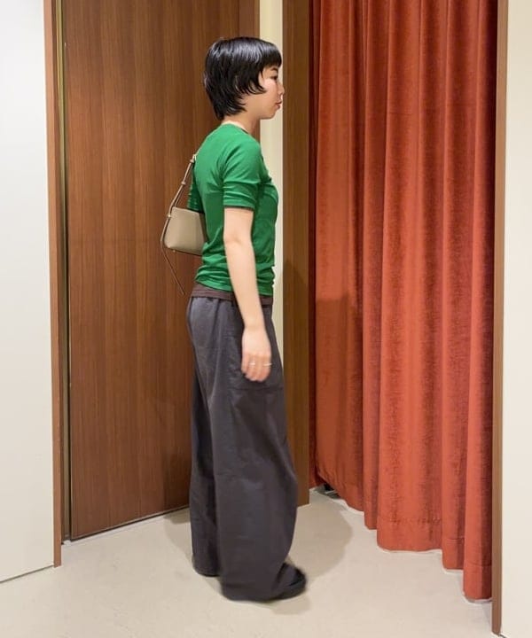 イナダさんの「BEAMS WOMEN｜AK+1 / シアー Tシャツ」を使ったコーディネート