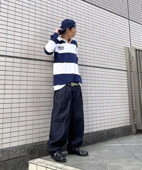 菊田 悠さんの「BEAMS WOMEN｜BEAMS PLUS / 2プリーツ デニム トラウザーズ」を使ったコーディネート