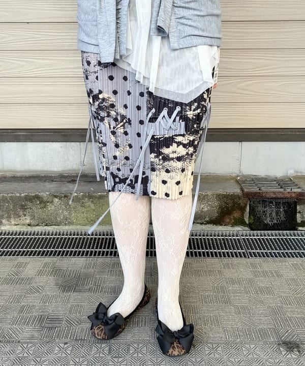 晶さんの「BEAMS WOMEN｜キャミソール レイヤード ギャザー Tシャツ」を使ったコーディネート