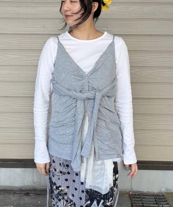 晶さんの「BEAMS WOMEN｜キャミソール レイヤード ギャザー Tシャツ」を使ったコーディネート