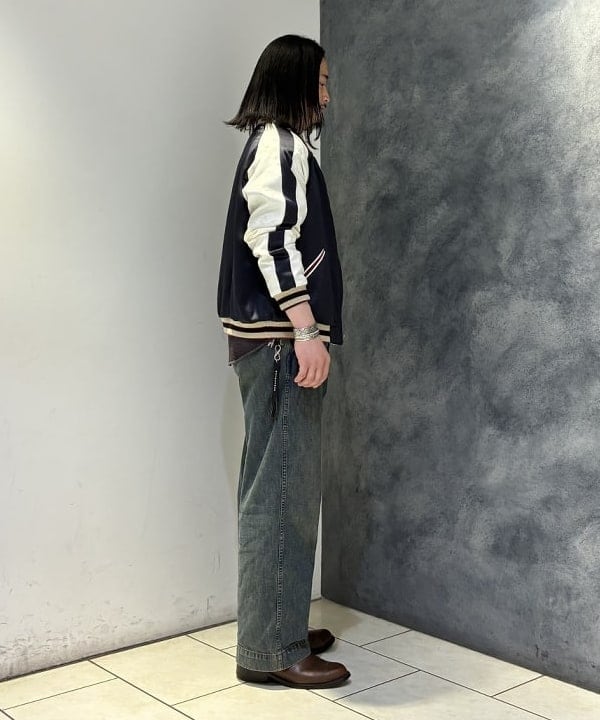 IHA(イハ)さんの「BEAMS WOMEN｜ダブルダイ デニム ミリタリー トラウザーズ」を使ったコーディネート