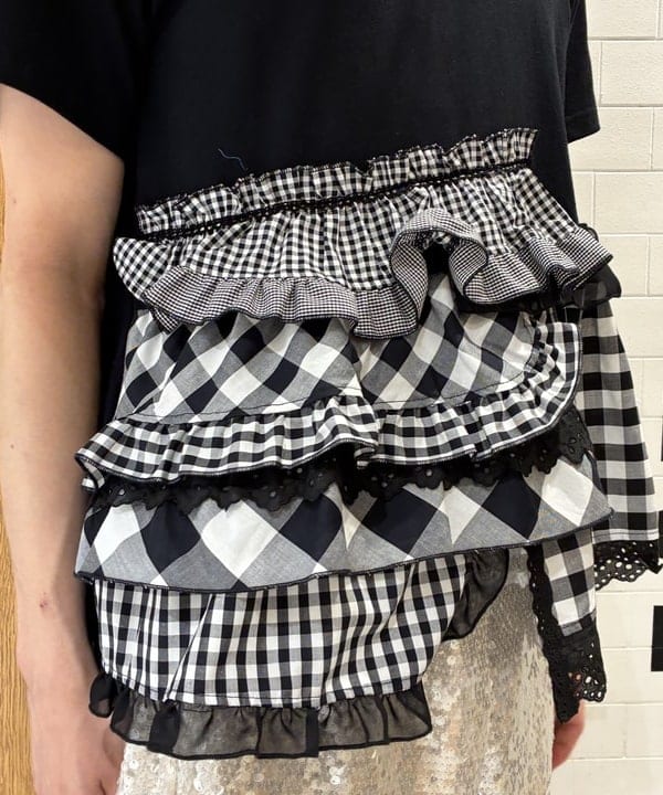 マツミヤさんの「BEAMS WOMEN｜maturely / スパンコール ハーフ パンツ」を使ったコーディネート