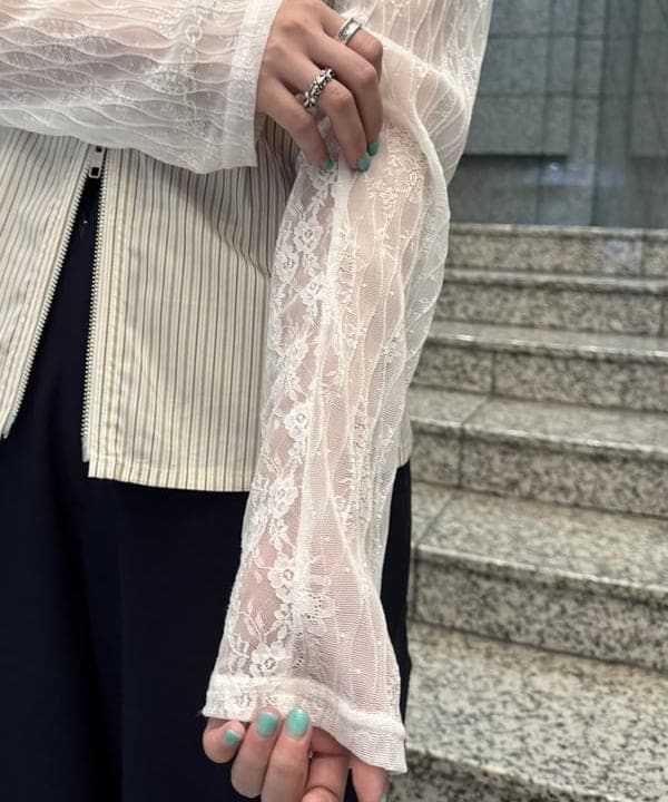 amiriさんの「BEAMS WOMEN｜ストライプ ジップ シャツ ハーフスリーブ」を使ったコーディネート