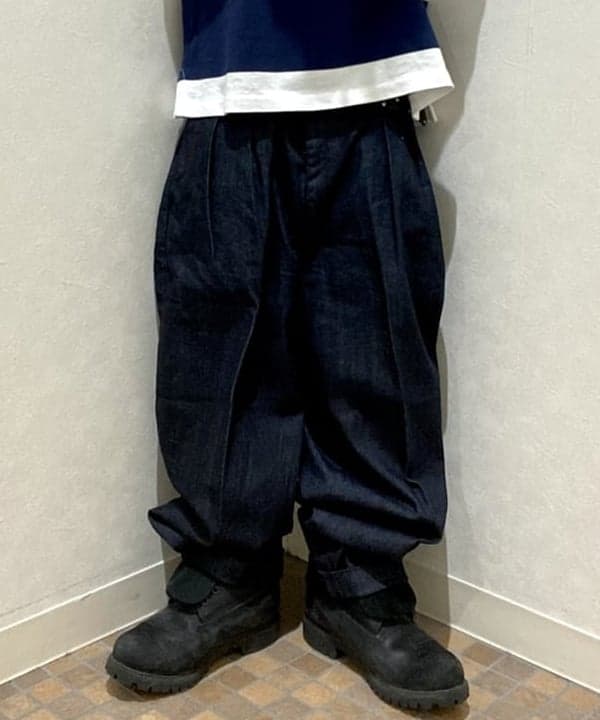 はるひむさんの「BEAMS WOMEN｜BEAMS PLUS / 2プリーツ デニム トラウザーズ」を使ったコーディネート