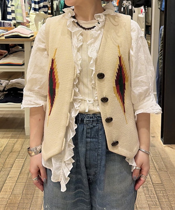 原口 愛さんの「BEAMS WOMEN｜【別注】Lee &times; maturely / リメイク ユーズド パンツ」を使ったコーディネート