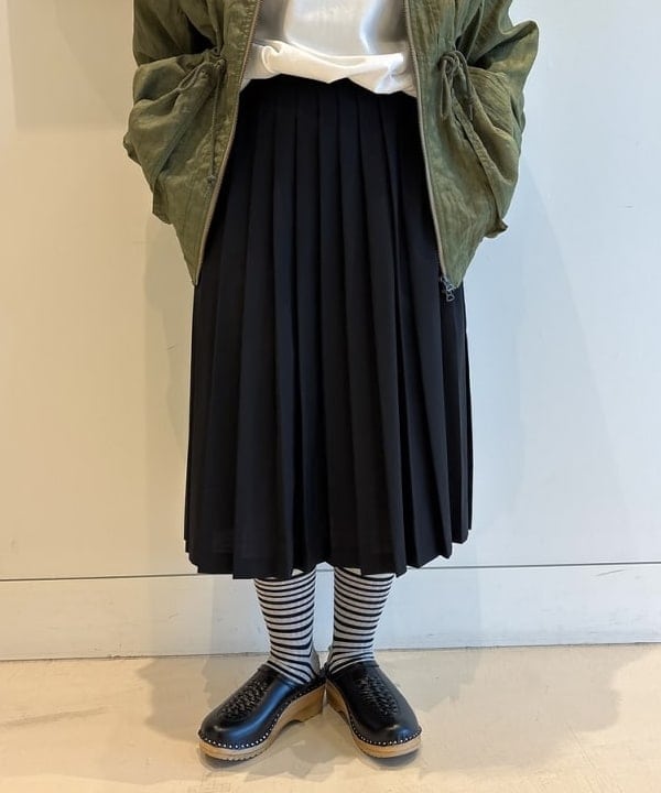 アベアミさんの「BEAMS WOMEN｜ナイロン オックス ミリタリー ブルゾン」を使ったコーディネート