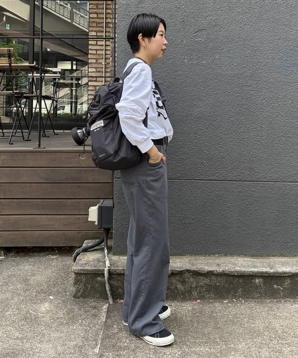 ミナミマリコさんの「BEAMS WOMEN｜ボーイ ベーシック Tシャツ」を使ったコーディネート