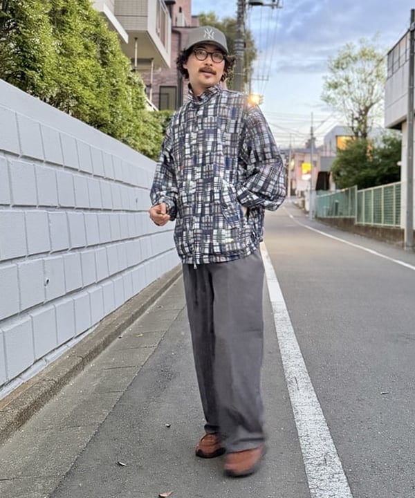 BAKU(東江 漠)さんの「BEAMS WOMEN｜ワイドストレート 2プリーツ  スラックス」を使ったコーディネート