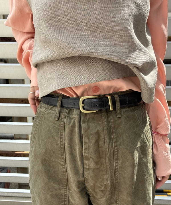 森川 夏衣さんの「BEAMS WOMEN｜25mm クロコ フェザー ベルト」を使ったコーディネート