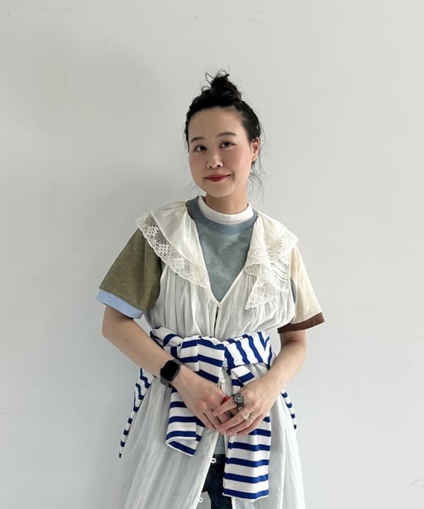 清水 彩乃さんの「BEAMS WOMEN｜ナバルボーダー ビッグ ボートネック カットソー」を使ったコーディネート