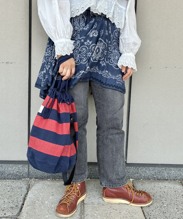 EMORIさんの「BEAMS WOMEN｜【別注】N,P,E / ボーダー カットソー ペイシェントバッグ L」を使ったコーディネート