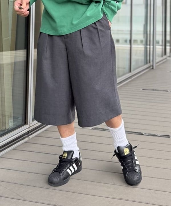 BAKU(東江 漠)さんの「BEAMS WOMEN｜【別注】Champion / Rugger Shirt」を使ったコーディネート