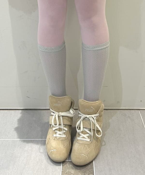 桃羽さんの「BEAMS WOMEN｜コンビ ティアード プルオーバー」を使ったコーディネート