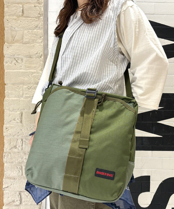 kawaiさんの「BEAMS WOMEN｜チェック ストライプ フーデッド ノースリーブ」を使ったコーディネート