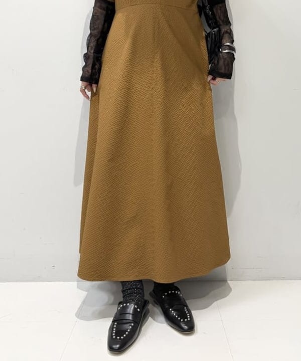 松本 佳菜子さんの「BEAMS WOMEN｜レース テープ キリカエ Tシャツ」を使ったコーディネート